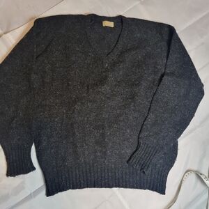 Vintage 70's Scottish Men's V-Neck Charcoal Sweater 100% Wool